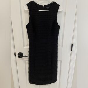 Ann Taylor Textured Black Sheath Professional Dress Women’s Size 2
